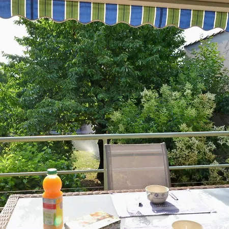 Дом отдыха Le Pavillon De Papy Et Mamie - Garage - Terrasse - Proche Centre